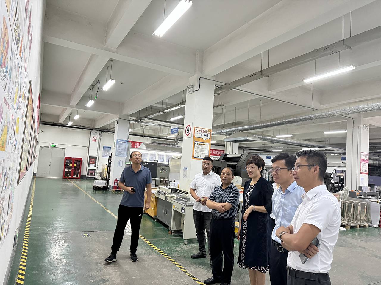 濰坊區域安全檢查組蒞臨山東水文科技服務有限公司檢查指導安全生產工作